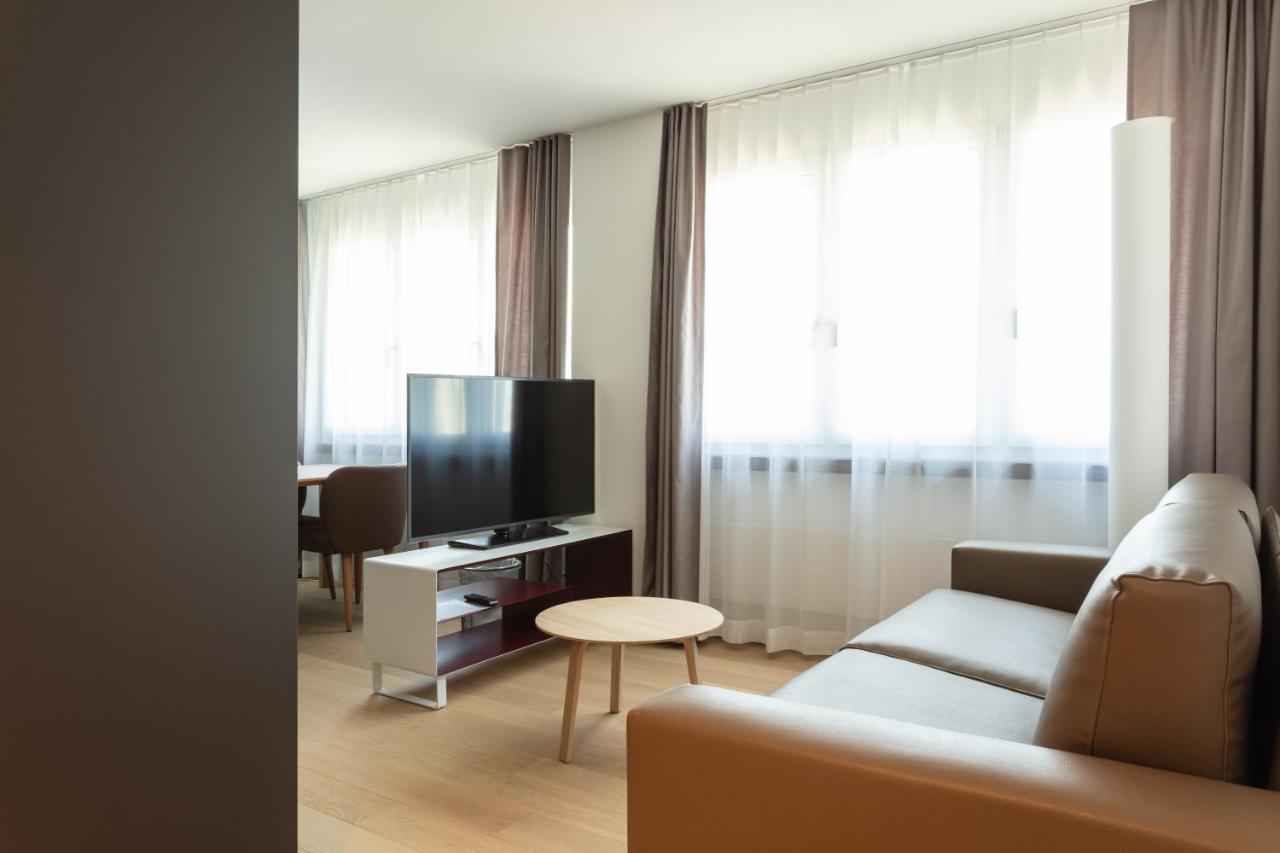 Appartement Ema House Serviced Superior Downtown